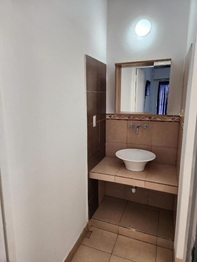 Hotel Petit Balcarce Salta Zewnętrze zdjęcie