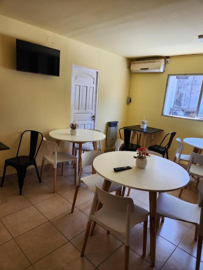 Hotel Petit Balcarce Salta Zewnętrze zdjęcie