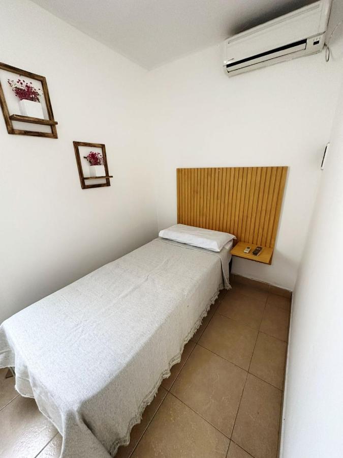 Hotel Petit Balcarce Salta Zewnętrze zdjęcie