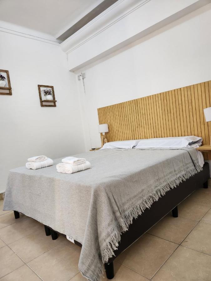 Hotel Petit Balcarce Salta Zewnętrze zdjęcie