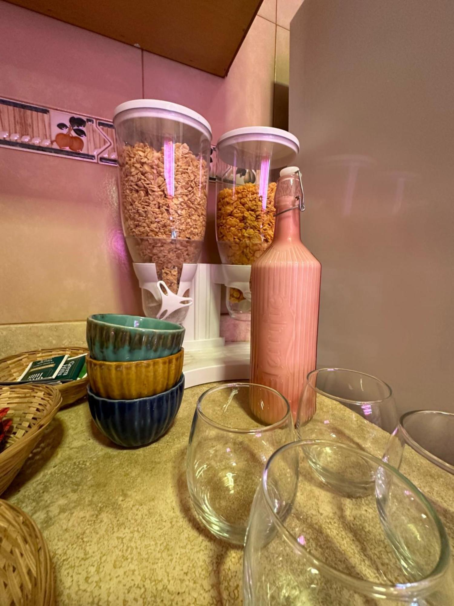 Hotel Petit Balcarce Salta Zewnętrze zdjęcie